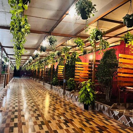 Madhura Agro Tourism Wai Екстериор снимка